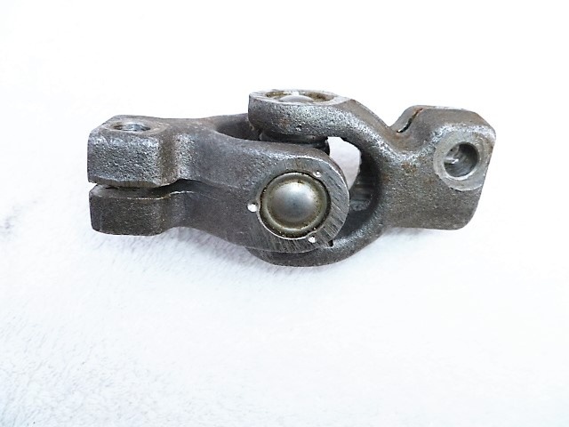 Kloub tyče řízeni UAZ